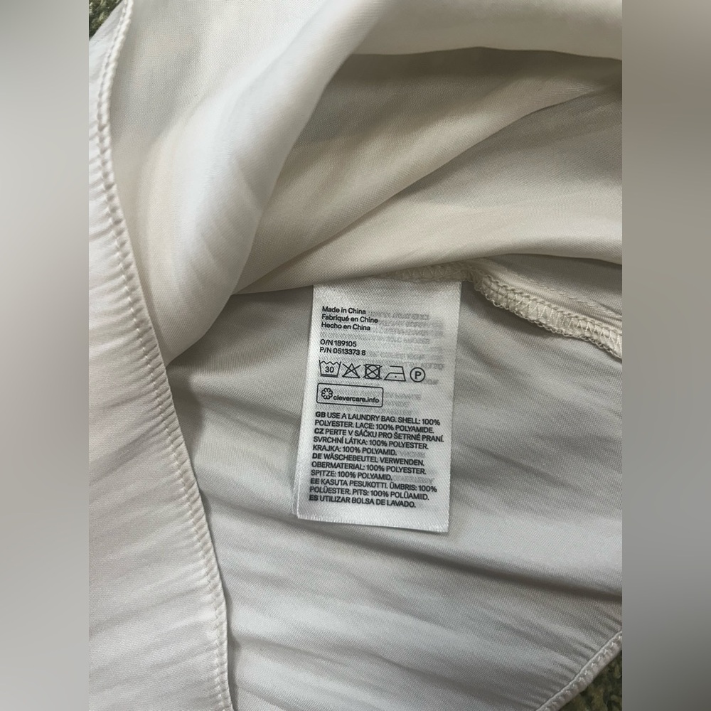 H&M satin tank - Picture 4 of 5